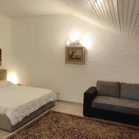 Out Finish Stella Alpina Apartment